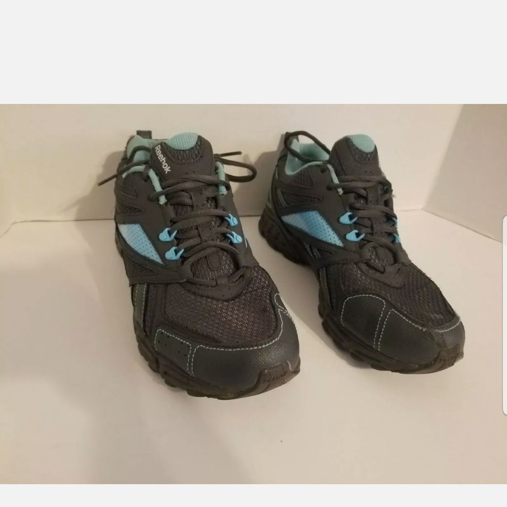 Women's Reebok's Size 10!